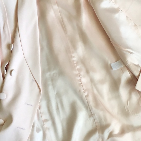 Women’s suit - Picture 6 of 8